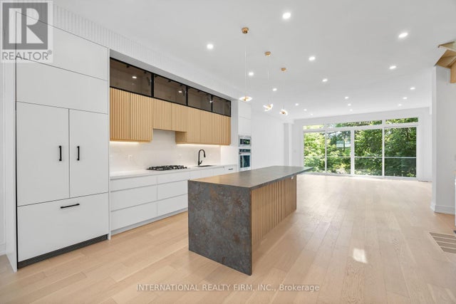 19 Ivy Avenue, Toronto (south Riverdale)