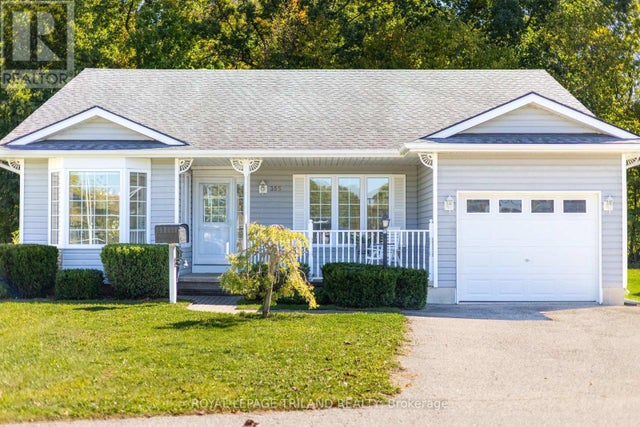 355 Shannon Boulevard, South Huron (stephen)