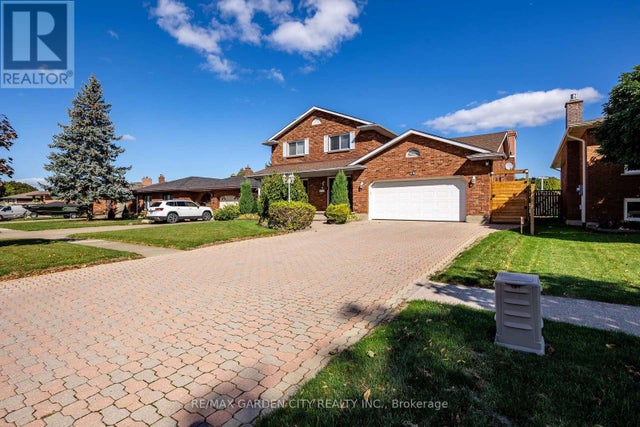 14 Tupper Drive, Thorold (confederation Heights)