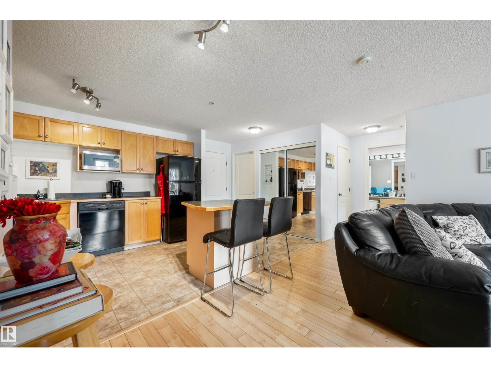 #228 5350 199 St Nw, Edmonton