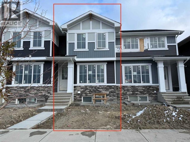 330 Sundown Road, Cochrane