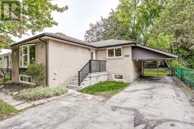 51 Aurora Heights Drive, Aurora (aurora Heights)