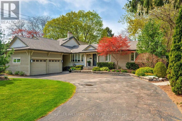 4391 Lakeshore Road, Burlington (shoreacres)