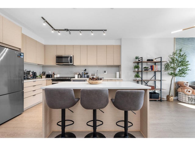 B303 8150 207 Street, Langley