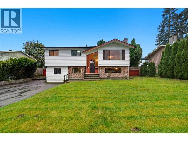 22970 Storey Avenue, Maple Ridge