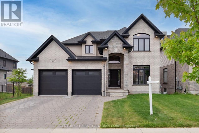 1366 Thornley Street, London South (south L)