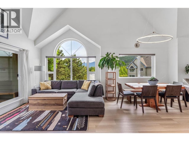 312 1466 Pemberton Avenue, Squamish