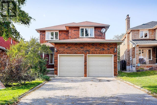 8 Muster Court, Markham (buttonville)
