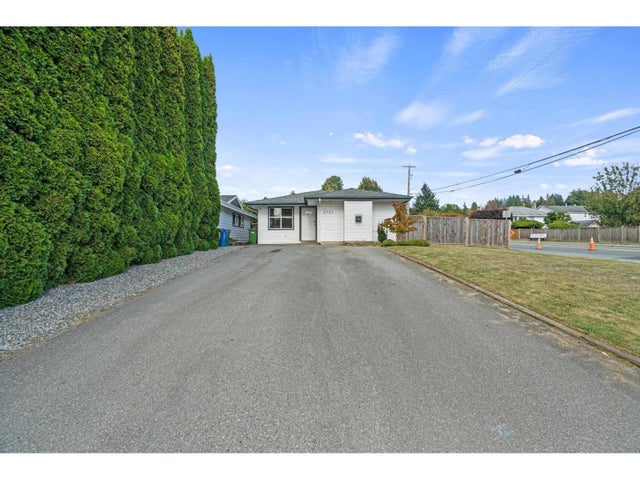 2751 Sandon Drive, Abbotsford