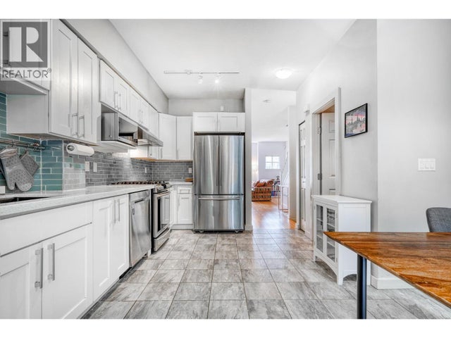 3264 Clermont Mews, Vancouver