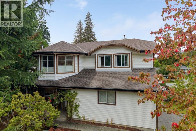 5853 Tweedsmuir Cres, Nanaimo