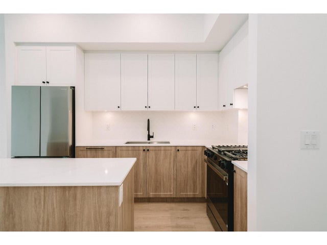 602 19979 76 Avenue, Langley