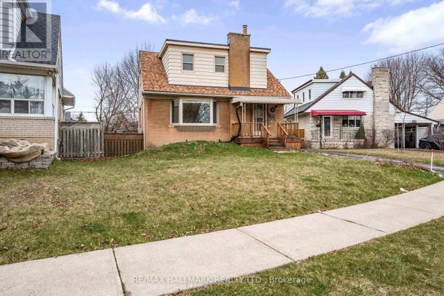 17 Tofield Crescent, Toronto (rexdale-Kipling)