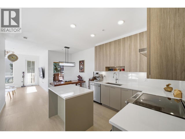 309 7588 16th Street, Burnaby