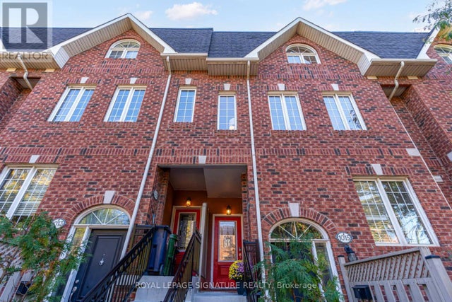 1015b College Street, Toronto (little Portugal)