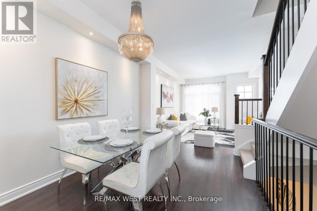 19 - 2172 Trafalgar Road, Oakville (ro River Oaks)