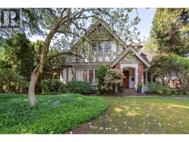 505 Queens Avenue, New Westminster