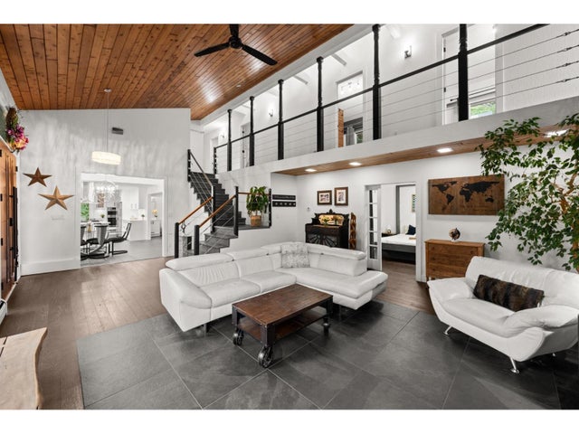 24411 56 Avenue, Langley