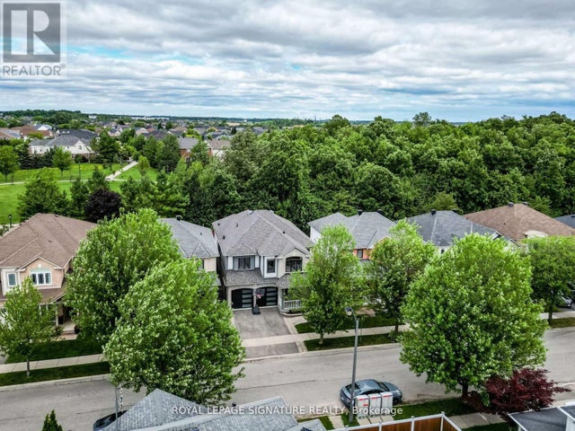 1013 Freeman Trail W, Milton (be Beaty)