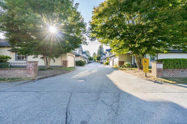 10 8257 121 A Street, Surrey