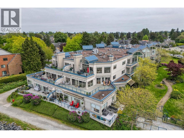 304 4753 W River Road, Ladner