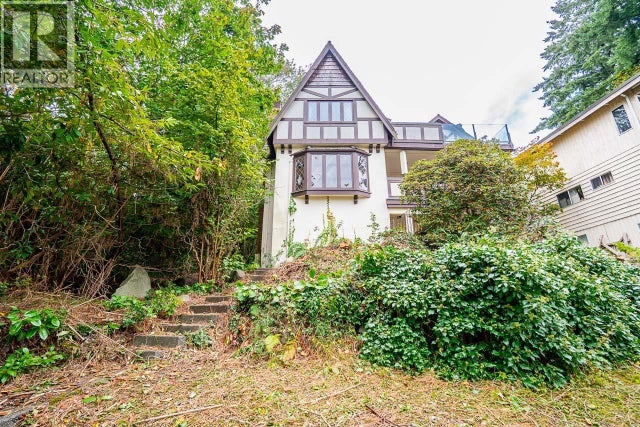 2806 W King Edward Avenue, Vancouver