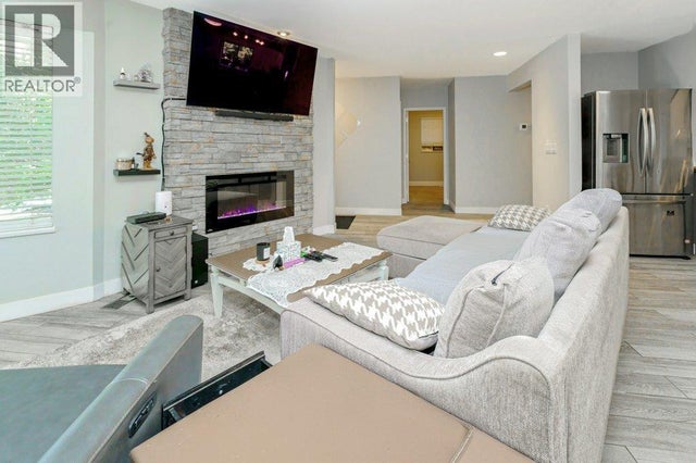 12060 208 Street, Maple Ridge