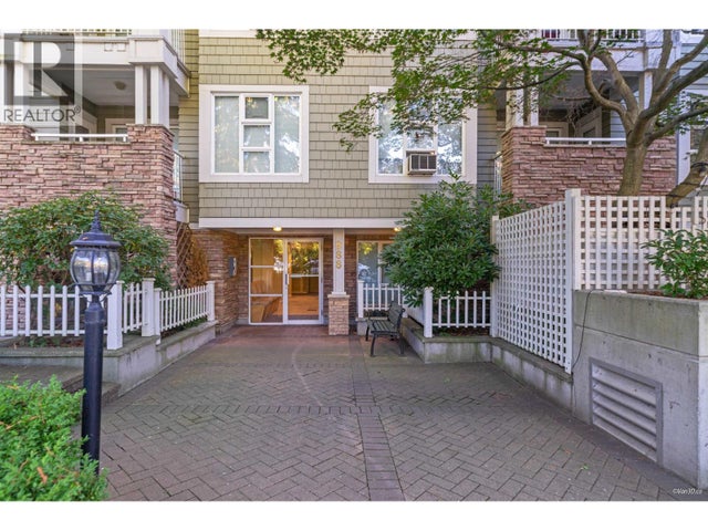 101 988 W 54th Avenue, Vancouver