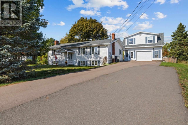 33 Marianne Drive, Cornwall