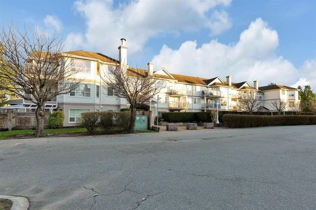 312 12769 72 Avenue, Surrey