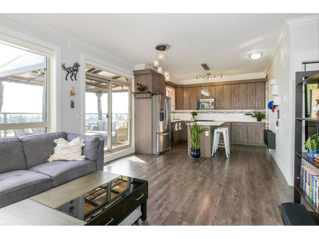 503 19228 64 Avenue, Surrey