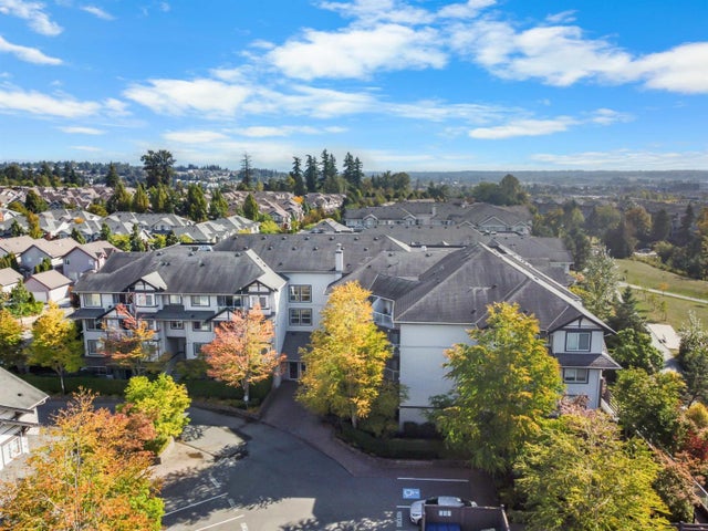 307 19340 65 Avenue, Surrey