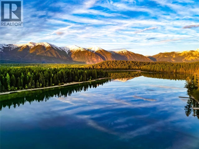 1249 Tie Lake Shore S Road, Jaffray