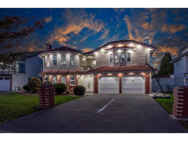 12451 90a Avenue, Surrey