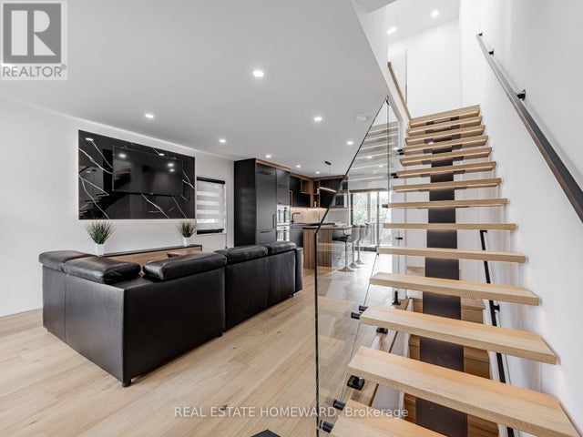 10 Juliana Court, Toronto (lambton Baby Point)