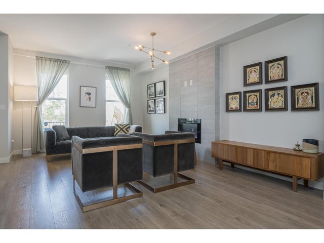 20247 82b Avenue, Langley