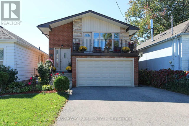 1050 Alexandra Avenue, Mississauga (lakeview)