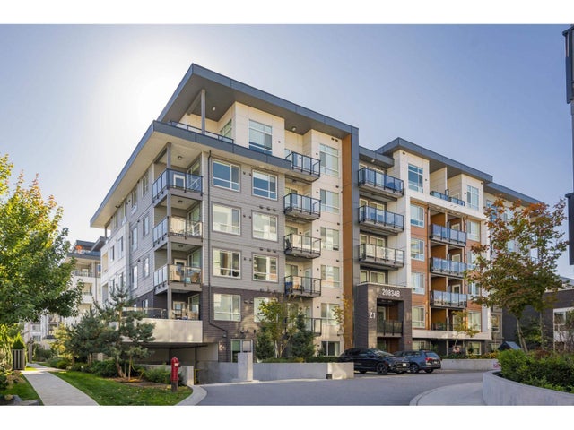 B226 20834 80 Avenue, Langley