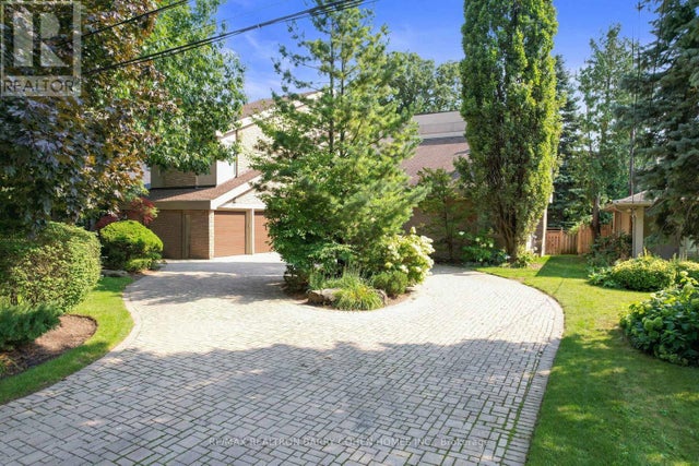 19 Vernham Avenue, Toronto (st. Andrew-Windfields)