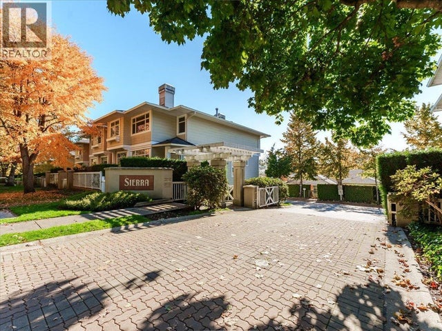 5 3588 Whitney Place, Vancouver