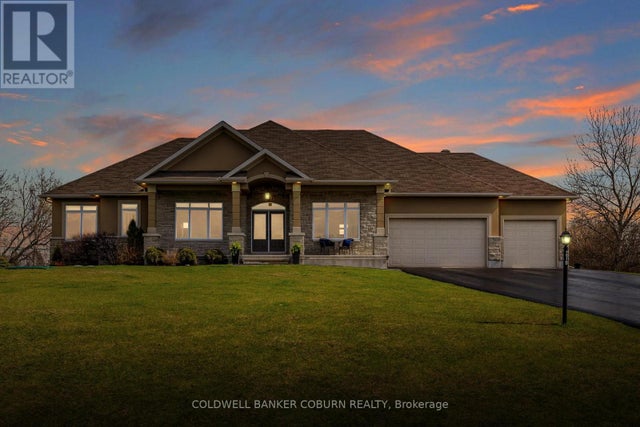 270 West Lake Circle, Ottawa