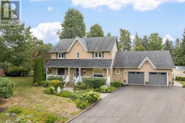 33 Willow Landing Road, Springwater (midhurst)