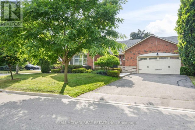 7 Oldham Crescent, Brampton (snelgrove)