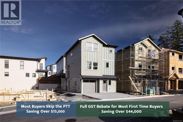 909 Rosefinch Pl, Langford