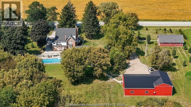 13590 Longwoods Road, Thamesville