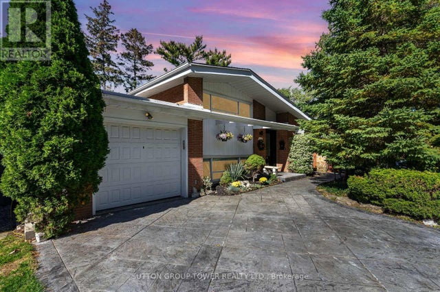 1037 Leilani Drive, Mississauga (applewood)