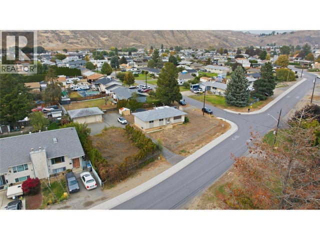 1838 Fleetwood Avenue, Kamloops