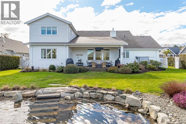 815 Bluffs Dr, Qualicum Beach