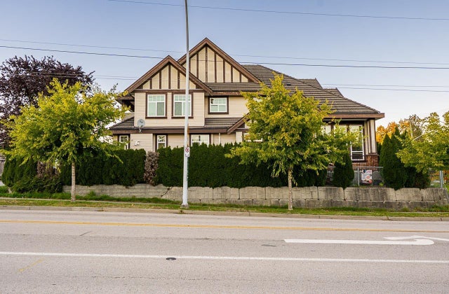 15177 76 Avenue, Surrey