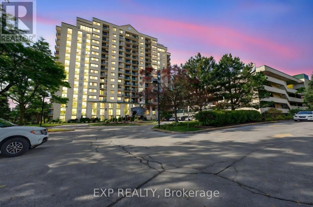 906 - 75 Ellen Street, Barrie (city Centre)